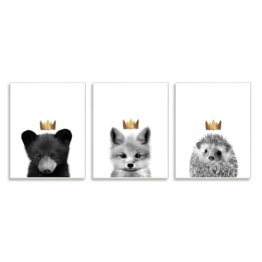 Stupell Industries Woodland Animals Bold Crowns Black Bear Fox Hedgehog Wall Plaque